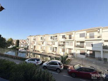 Wohnung mit Balkon zum Verkauf in Sector SC PORTO FINO