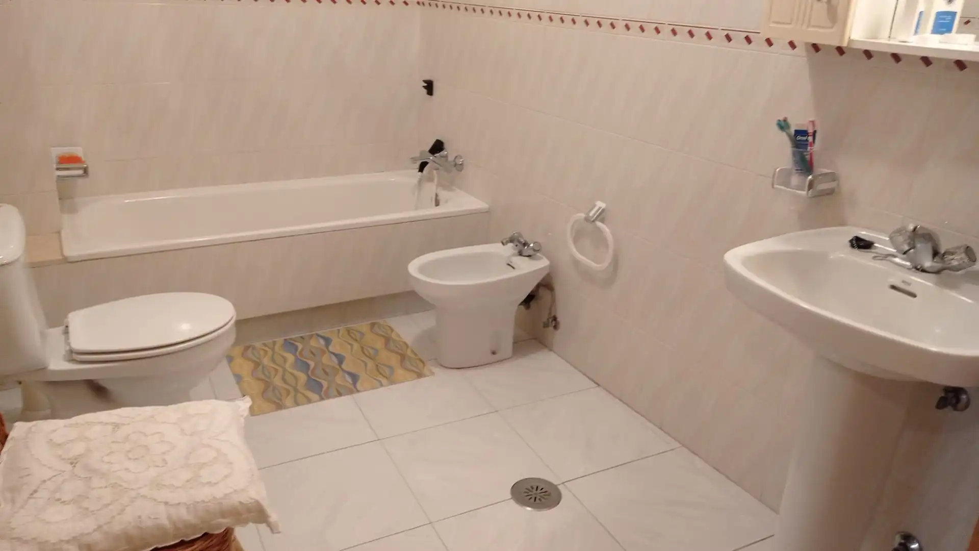 Bany de Pis en venda en Foz amb Calefacció, Terrassa i Traster