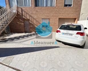 Aparcament de Casa o xalet en venda en Castellón de la Plana / Castelló de la Plana amb Jardí privat, Terrassa i Traster