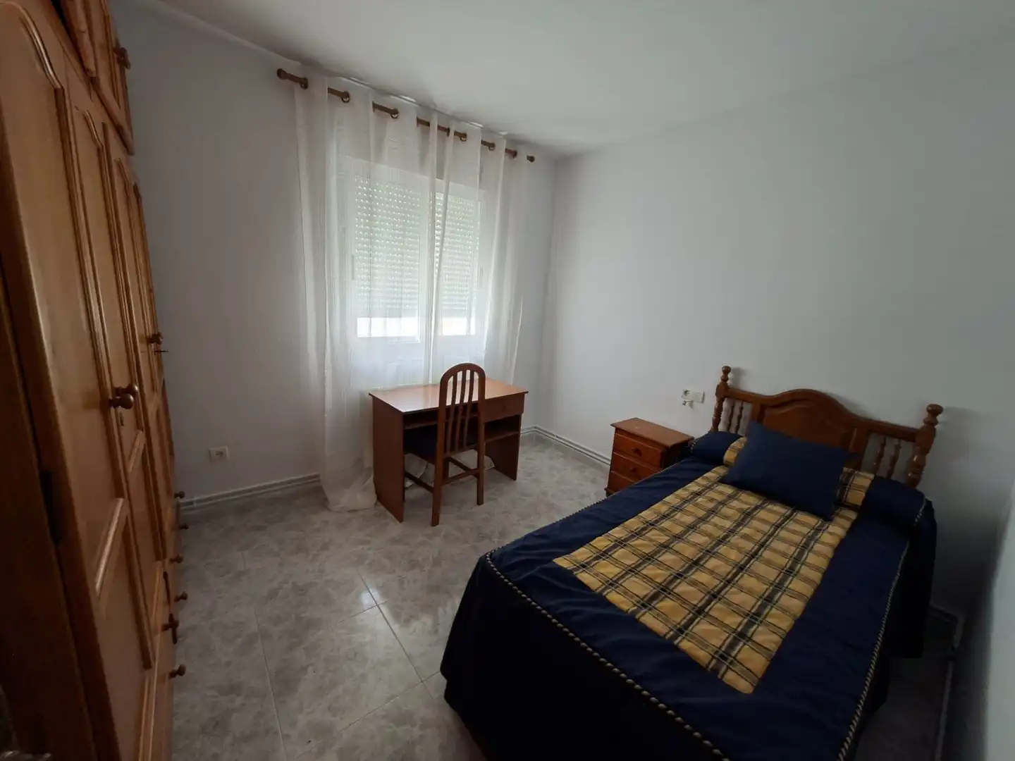 Habitación de Piso de alquiler en Plasencia con Aire acondicionado, Calefacción y Terraza