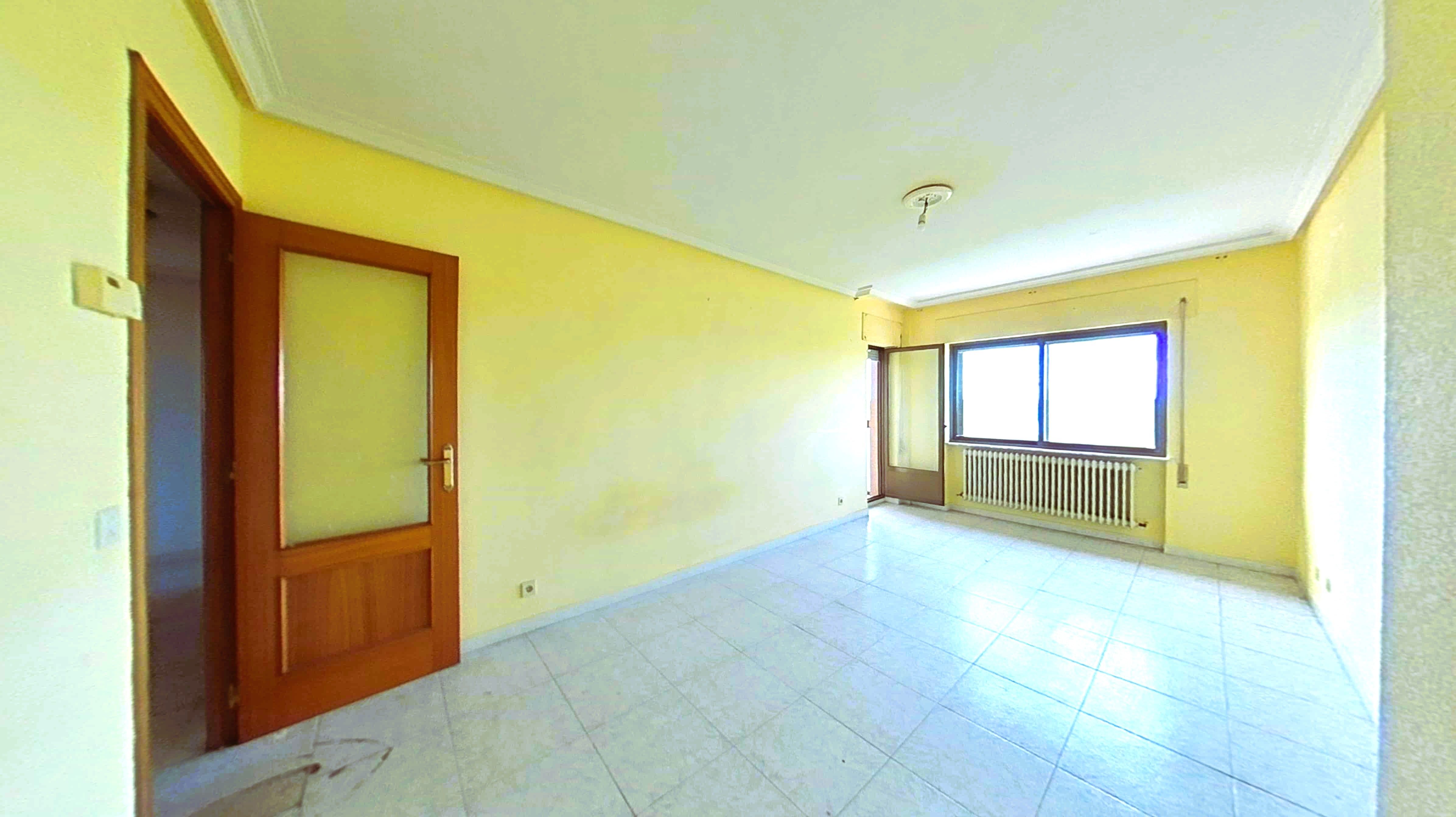 Flat for sale in Afueras Sur, La Fuente de San Esteban