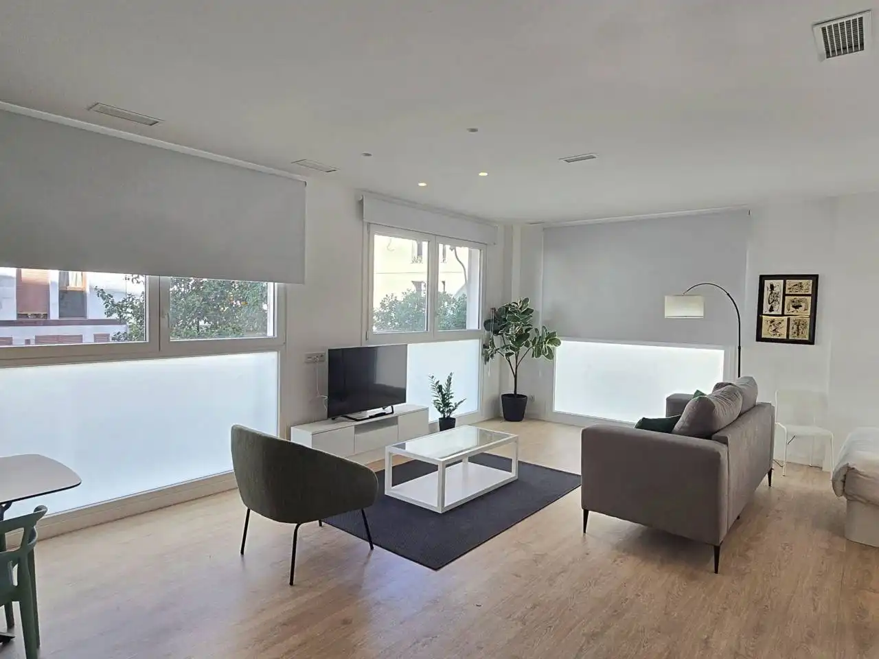 Wohnzimmer von Wohnung zur Miete in Valencia mit Klimaanlage, Heizung und Möbliert