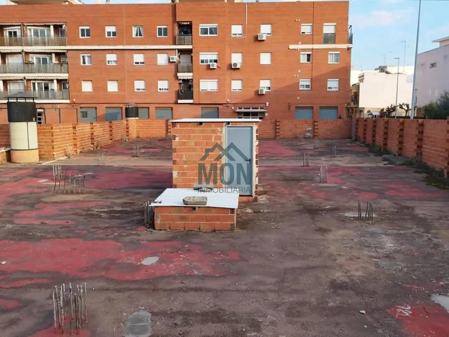 Vista exterior de Edificio en venta en Nules