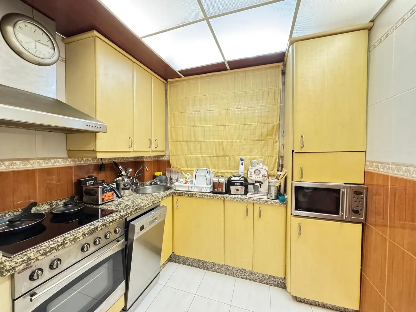 Kitchen of Flat for sale in Oviedo   with Heating, Parquet flooring and Furnished