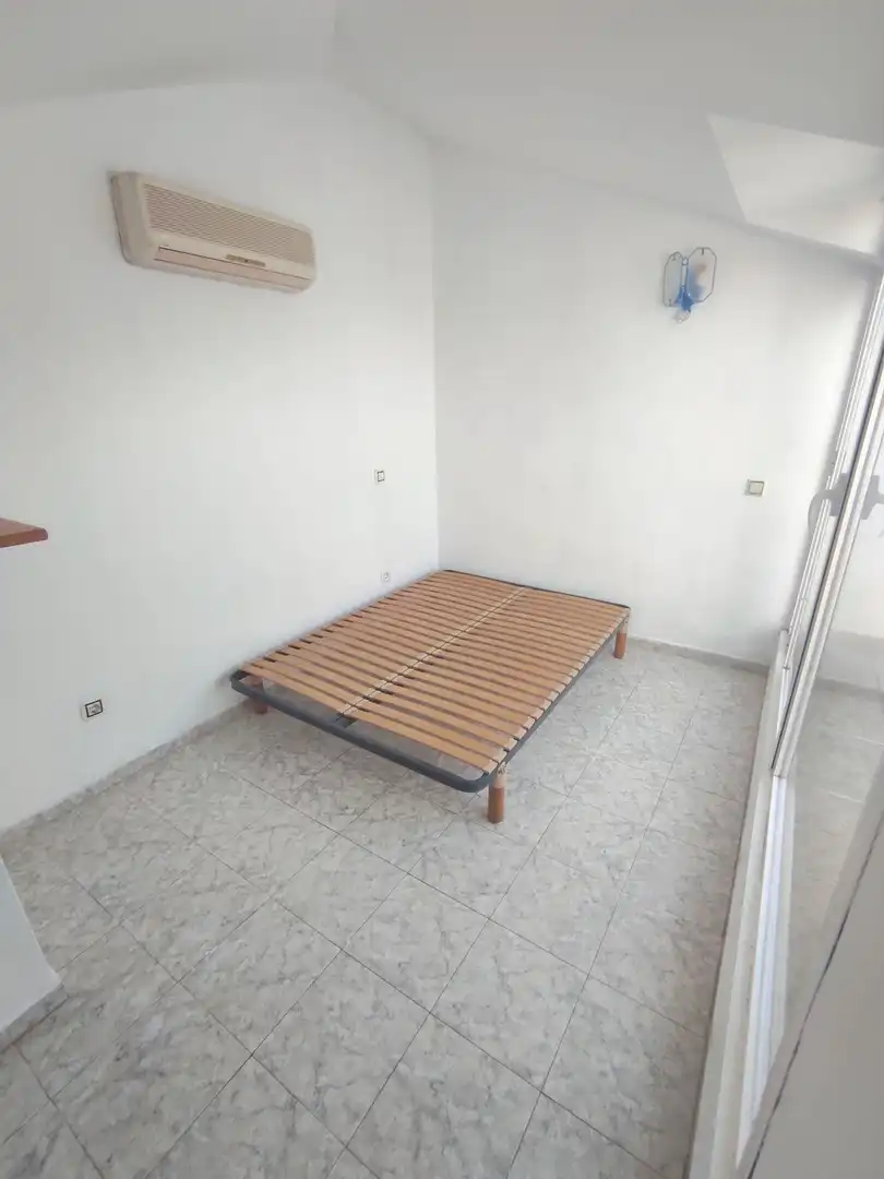 Schlafzimmer von Wohnungen zum Verkauf in Lloret de Mar mit Klimaanlage, Heizung und Terrasse