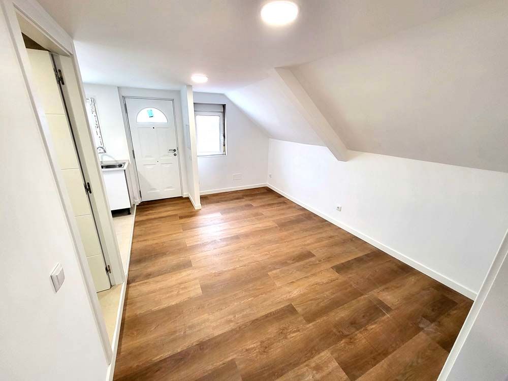 Attic to rent in Vigo   with Oven