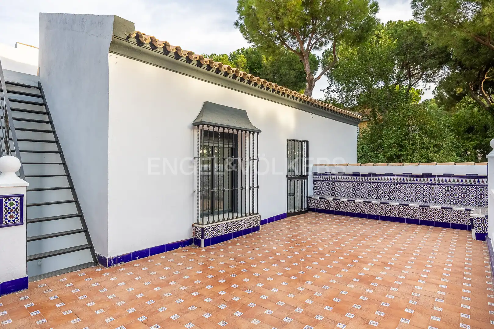 Terrassa de Casa o xalet en venda en Alcalá de Guadaira amb Calefacció, Jardí privat i Terrassa