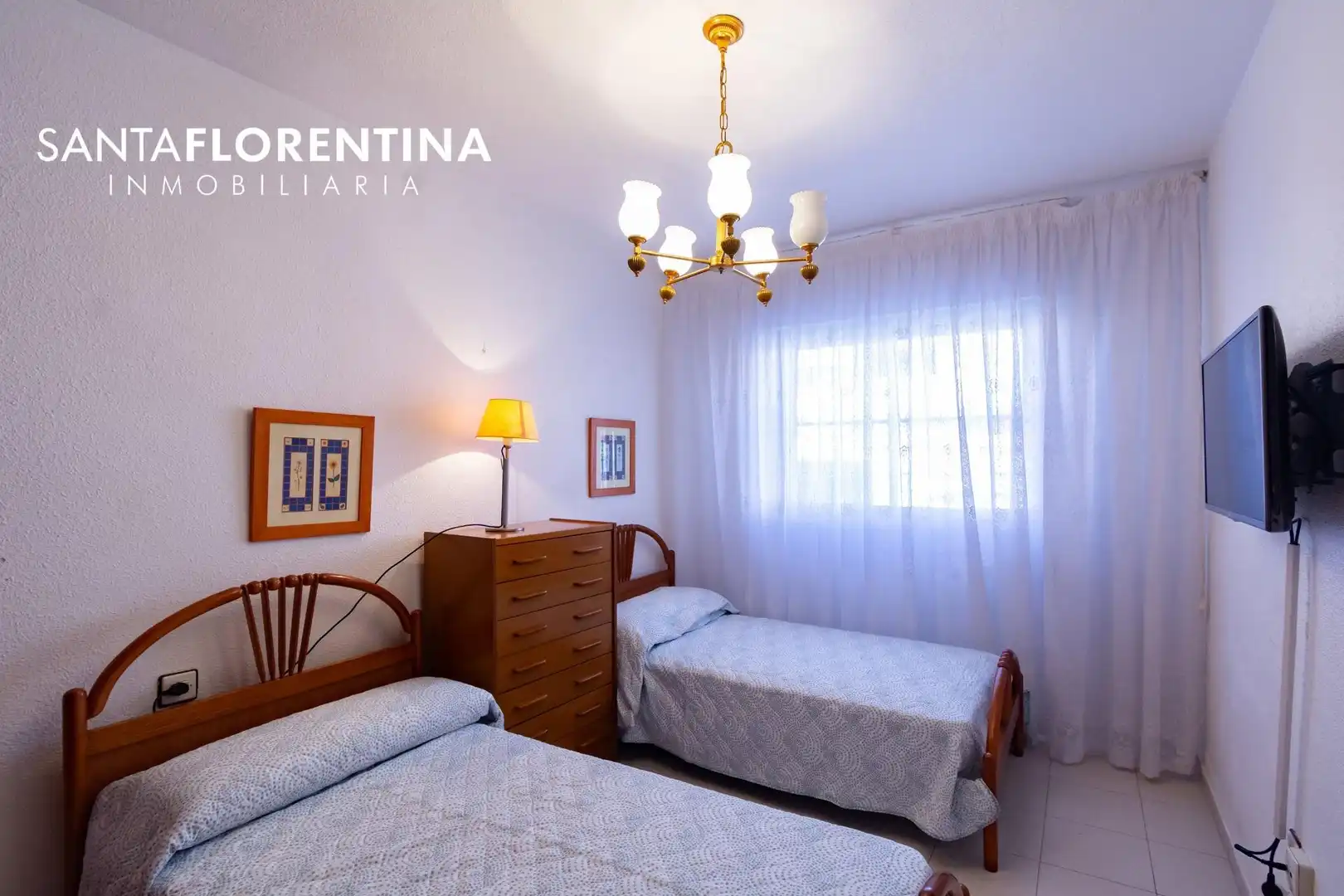 Dormitori de Casa adosada en venda en Cartagena amb Aire condicionat, Jardí privat i Terrassa