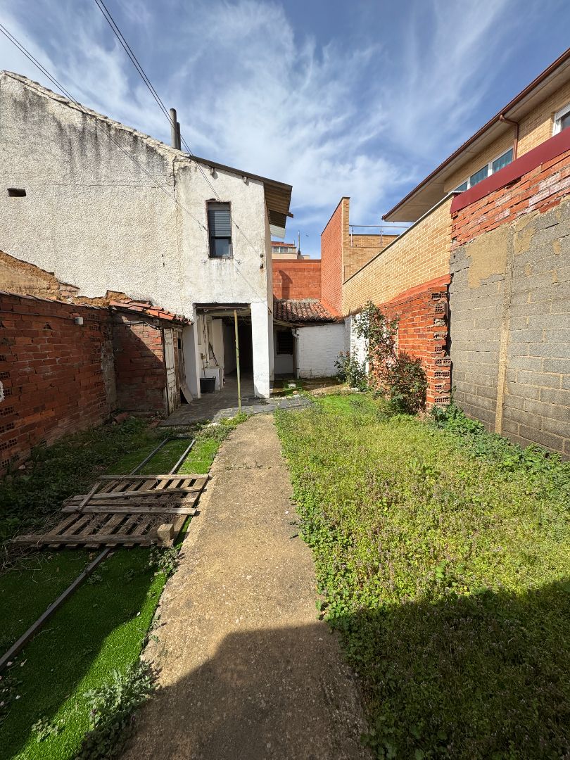 House or chalet for sale in Calle Cruz, Trobajo del Camino