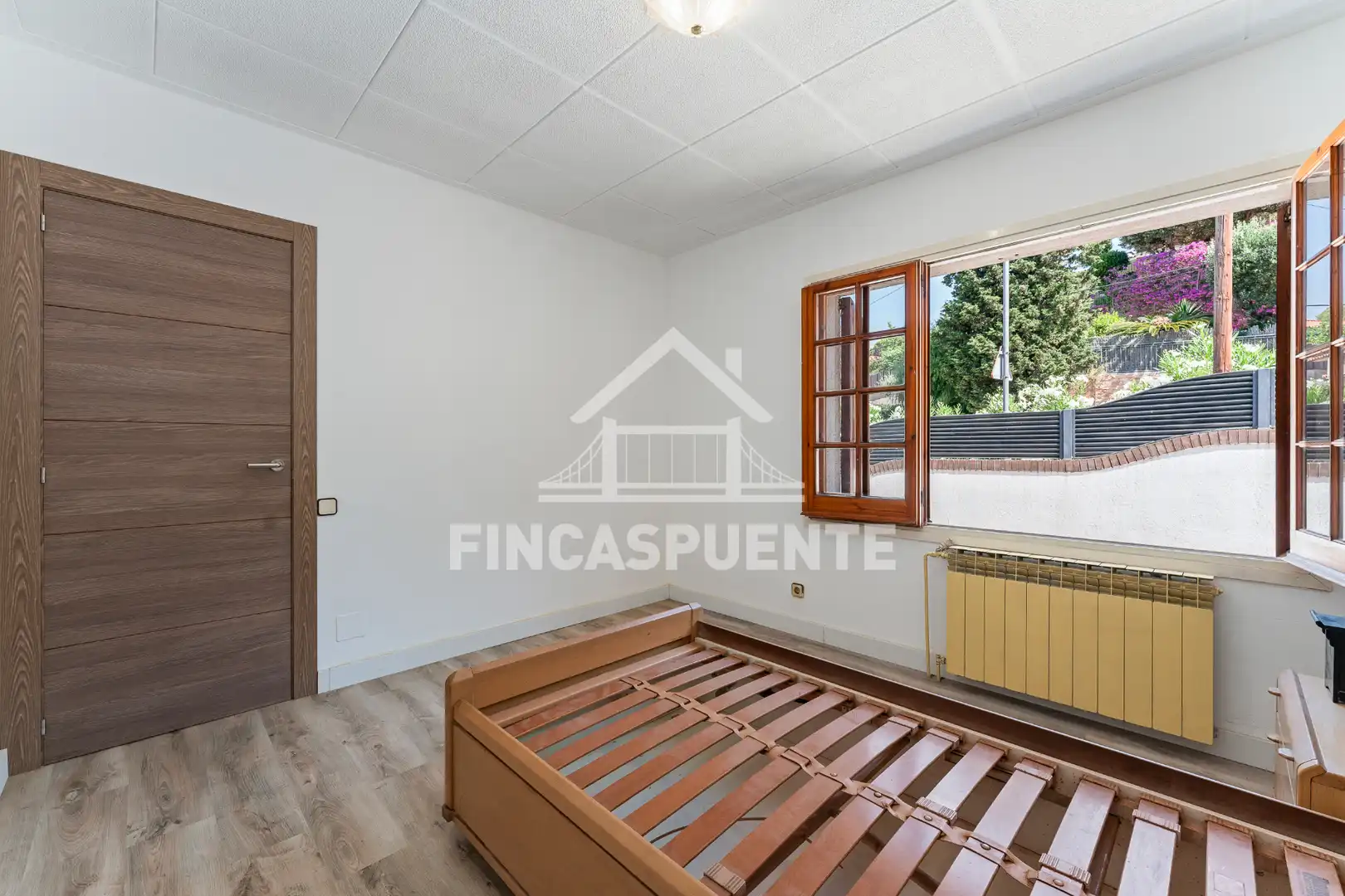 Vista exterior de Casa o chalet en venta en Tiana con Jardín privado, Terraza y Piscina