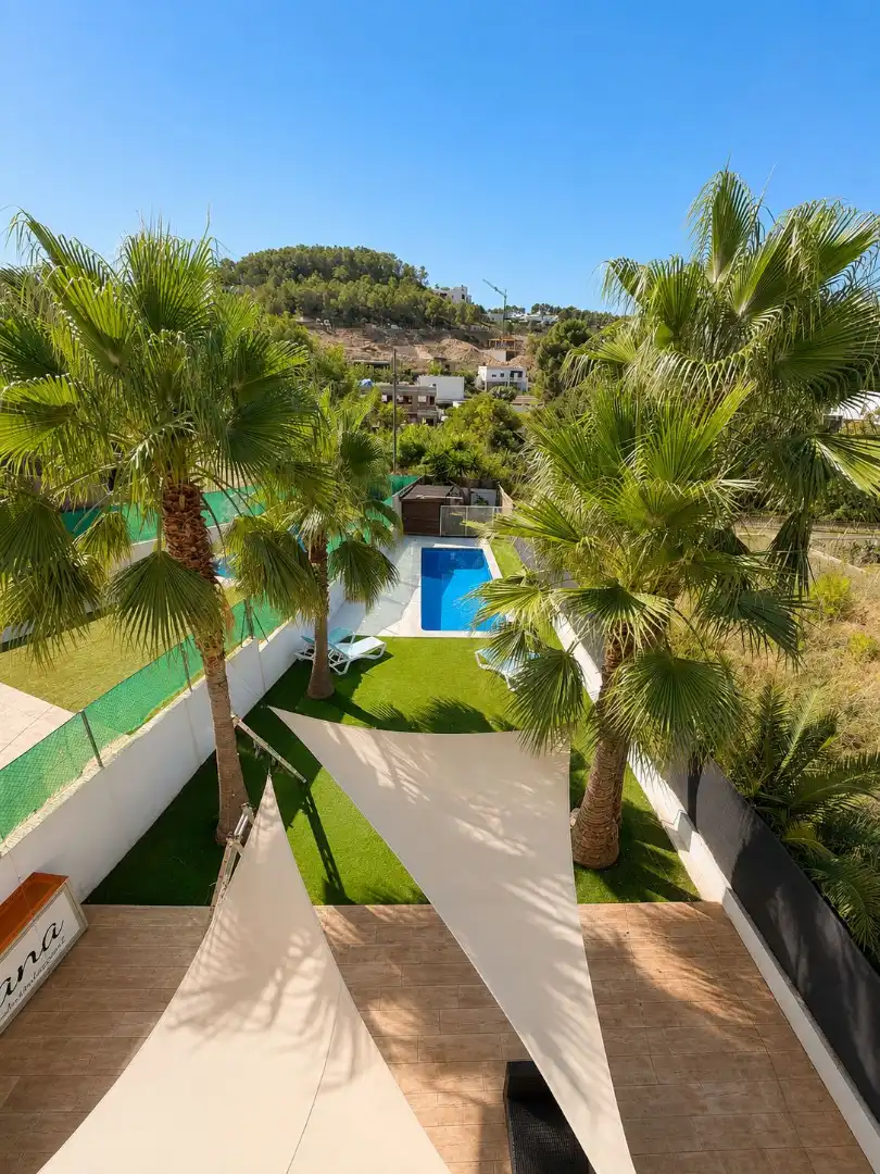 Piscina de Casa o chalet en venta en Sant Pere de Ribes con Aire acondicionado, Calefacción y Jardín privado