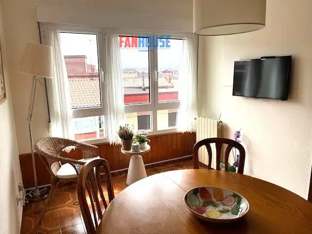 Dining room of Flat for rent in Gijón   with Heating and Storage room