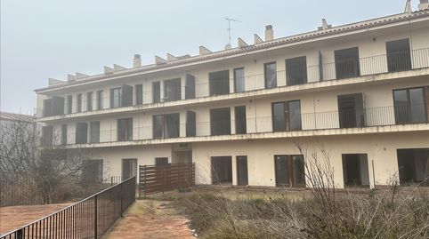 Edificio para reformar en Belllloc dUrgell Lleida, immagine 2