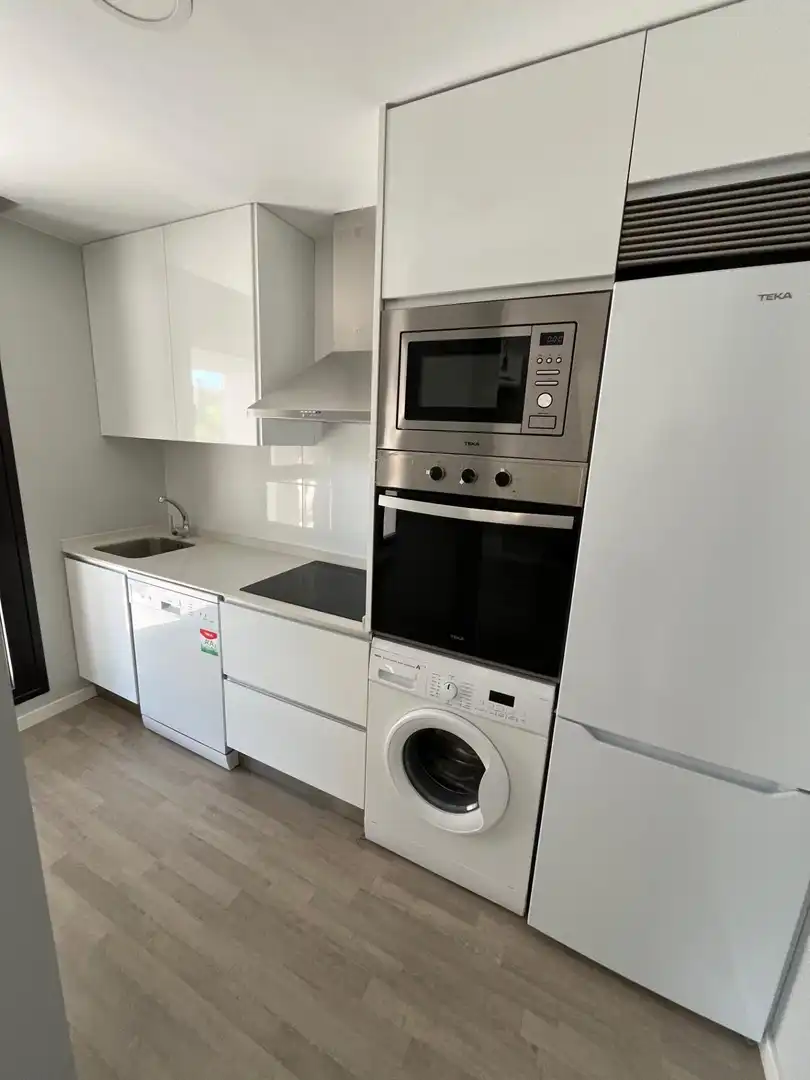 Kitchen of Flat for sale in Zaragoza  with Air Conditioner, Heating and Community pool
