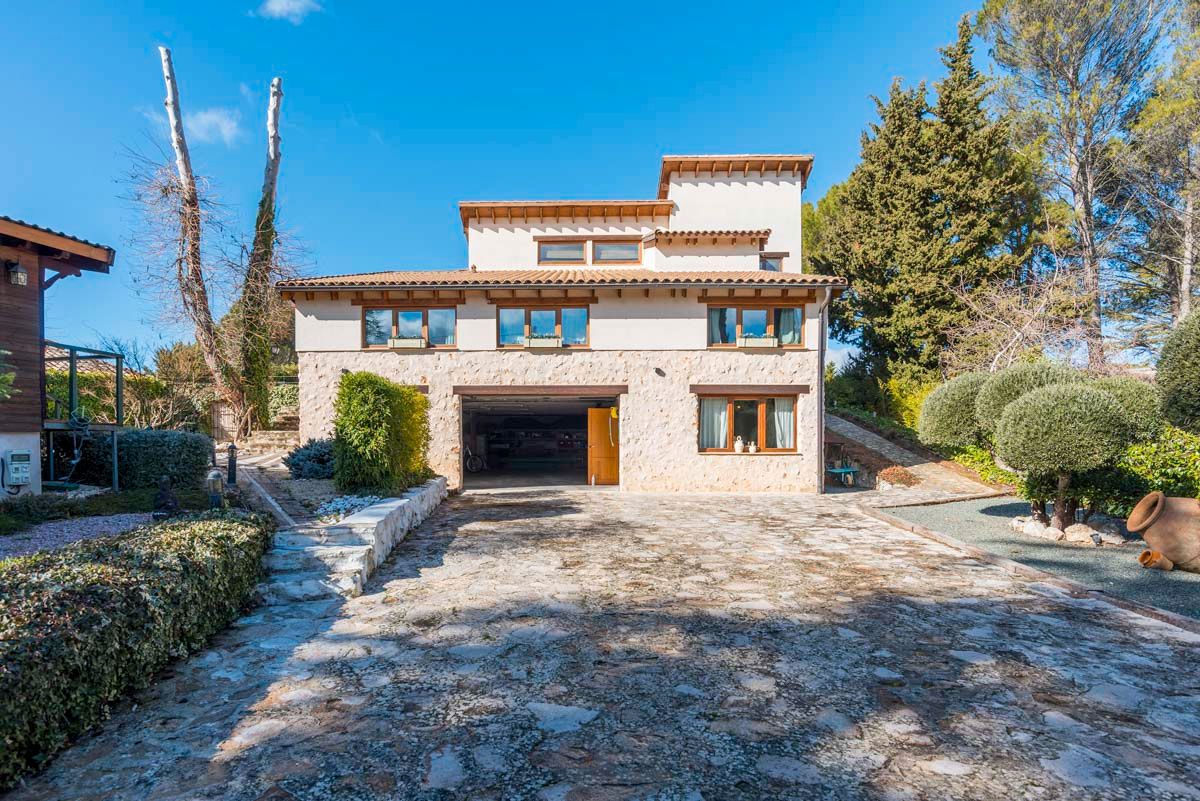 Vista exterior de Casa o chalet en venta en Sacedón con Aire acondicionado, Calefacción y Jardín privado