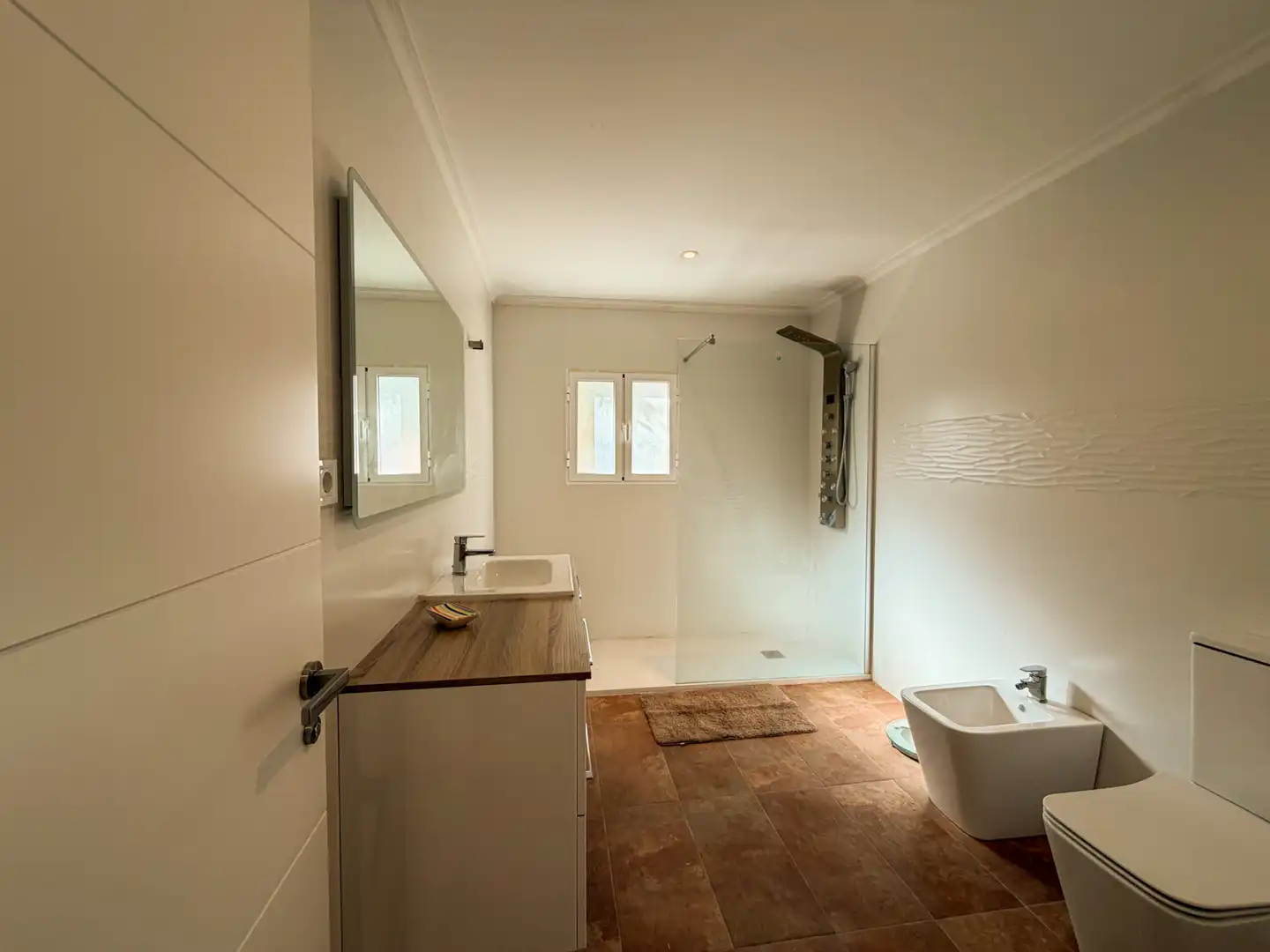 Badezimmer von Haus oder Chalet zum Verkauf in Gilet mit Heizung, Parkett und Terrasse