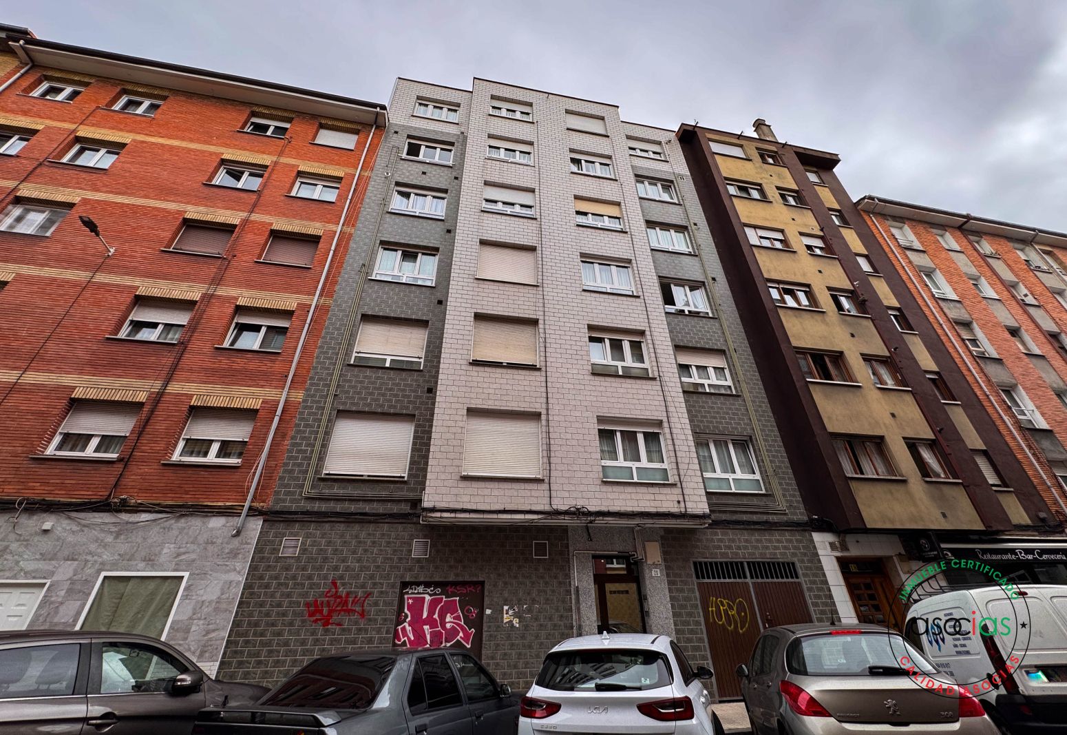 Vista exterior de Piso en venta en Gijón 