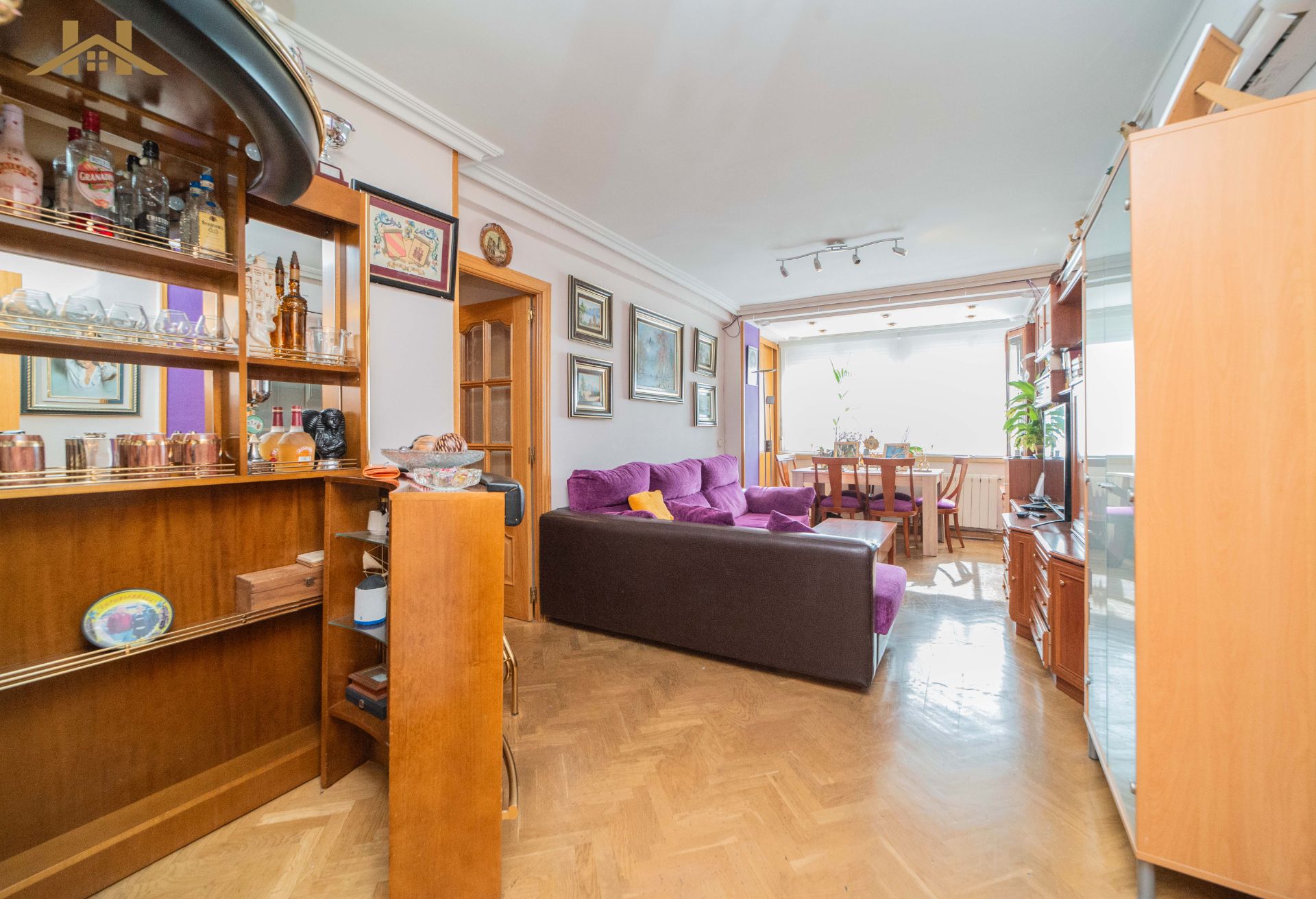 Living room of Flat for sale in Fuenlabrada  with Air Conditioner, Heating and Parquet flooring