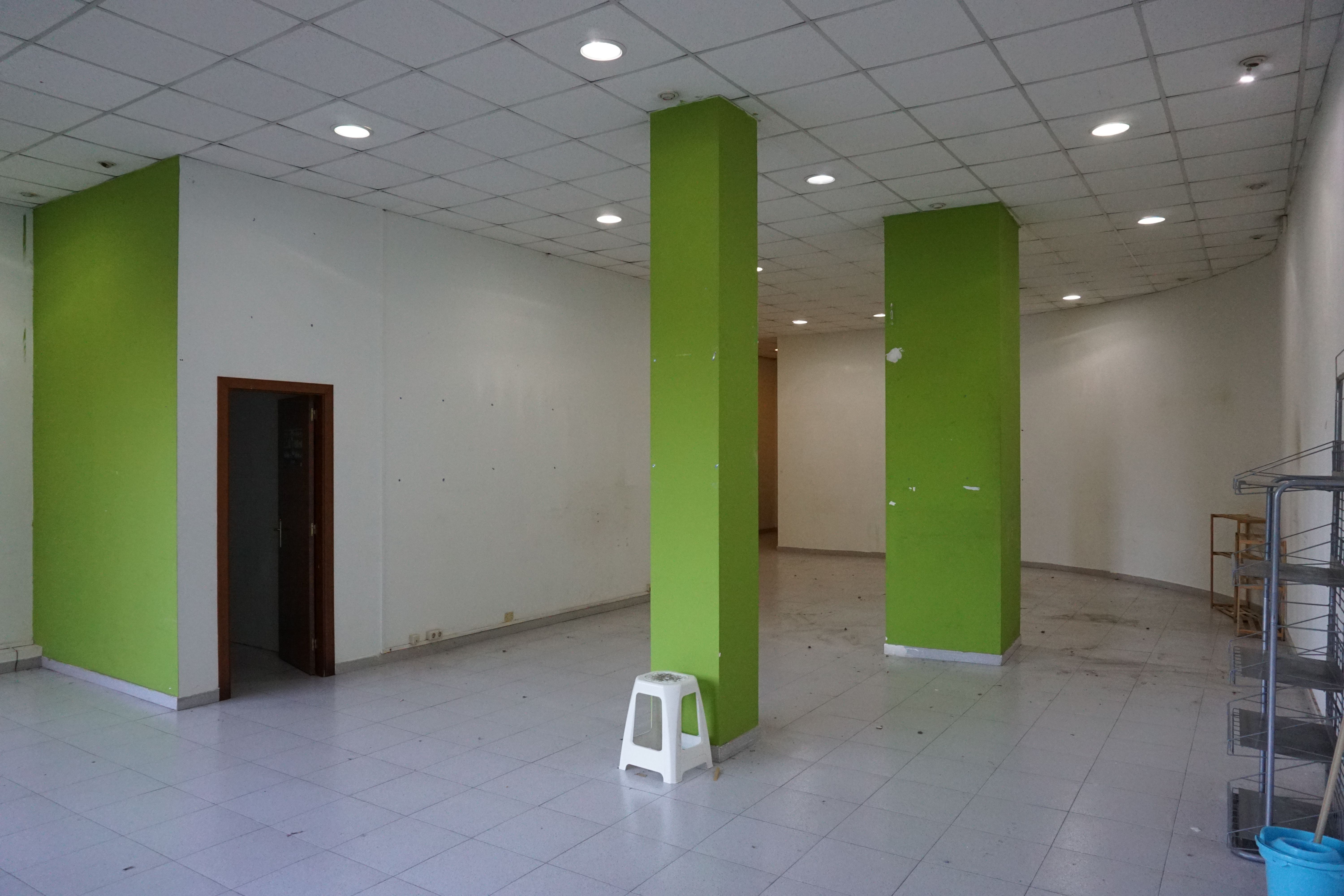 Local de lloguer a Carrer de Sant Salvador d'Horta, 44, Montilivi