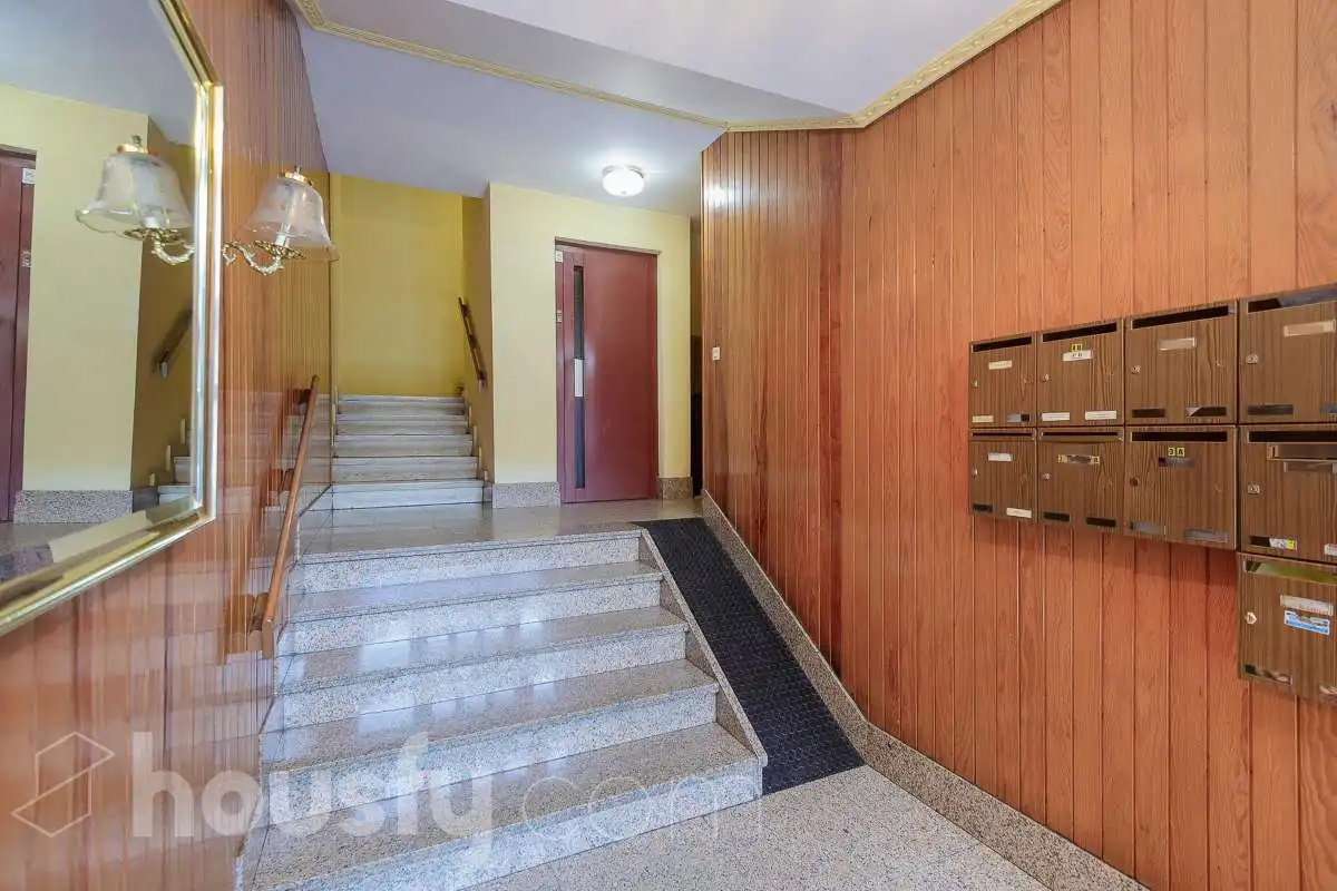 Flat for sale in Calle Mieres, Sama