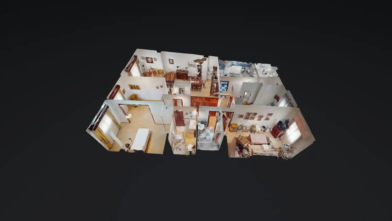 Flat for sale in Sevilla  with Air Conditioner, Heating and Balcony
