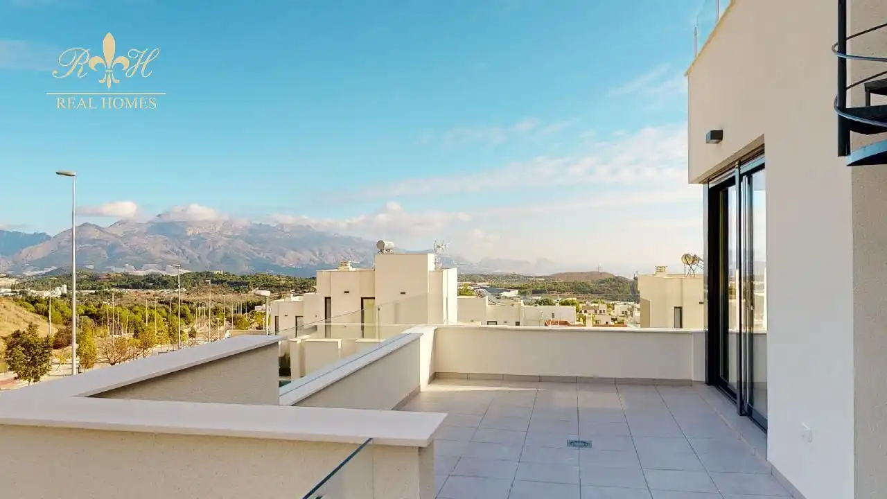 Terraza de Casa o chalet en venta en Polop con Aire acondicionado, Calefacción y Trastero
