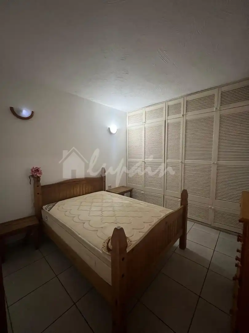 Dormitori de Apartament en venda en Arona