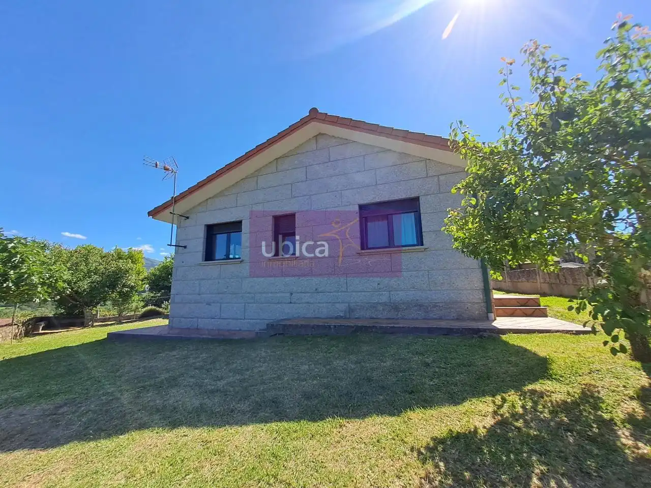 Vista exterior de Casa o chalet en venta en Arbo con Calefacción, Jardín privado y Terraza