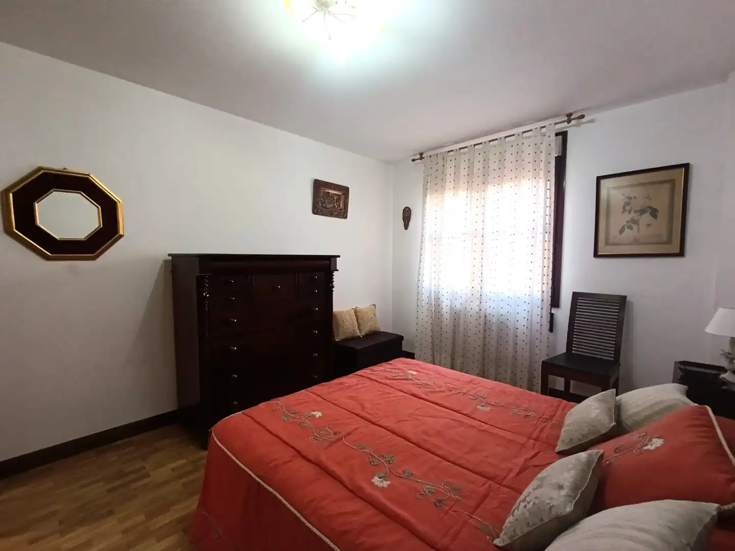 Habitación de Piso de alquiler en Oviedo  con Calefacción, Parquet y Terraza