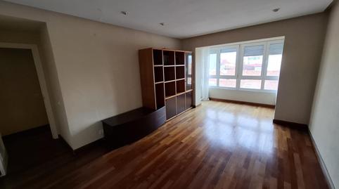 Foto 3 de Piso de alquiler en Calle Lancia, San Claudio - La Chantría, León Capital