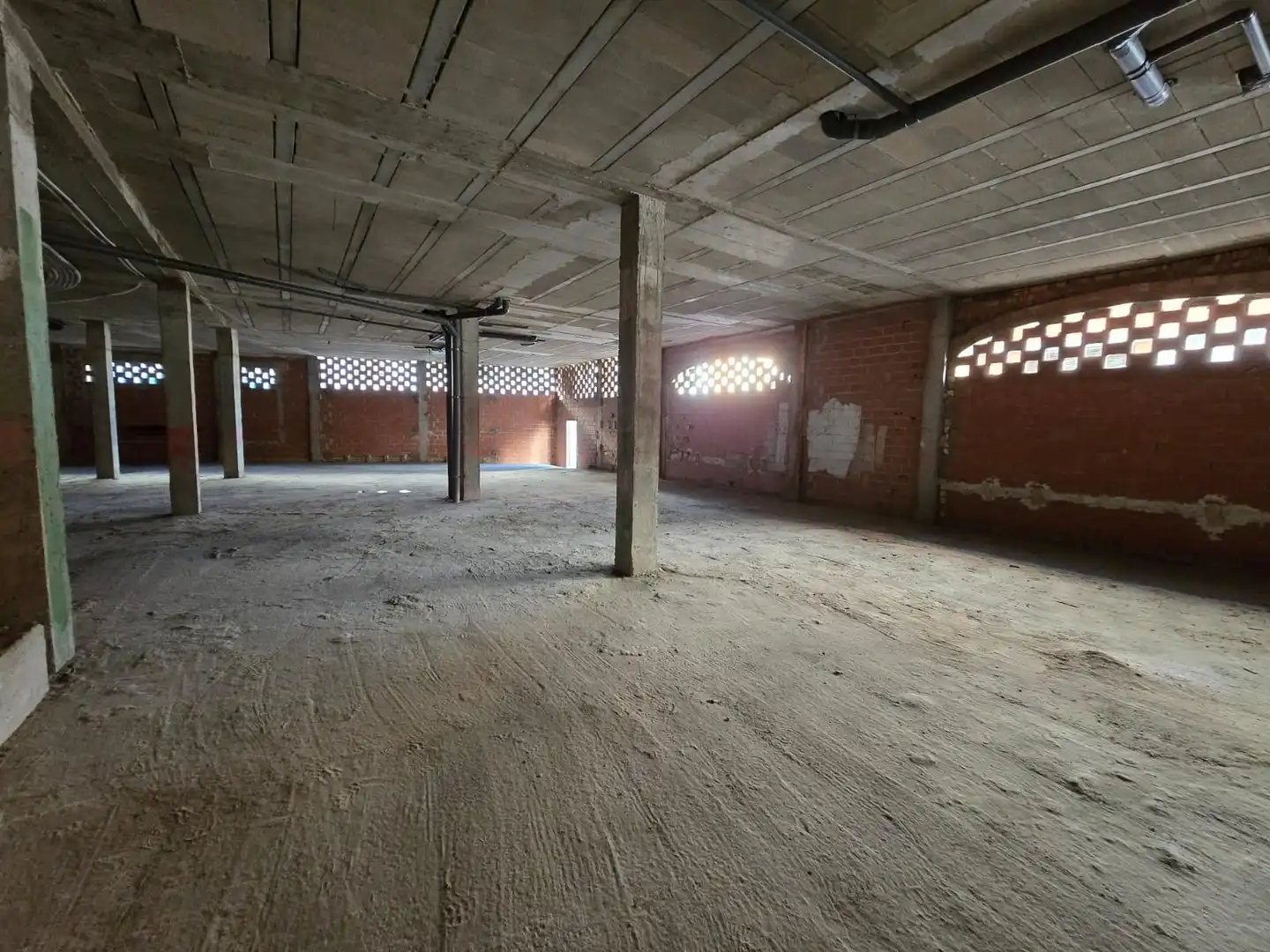 Local comercial en venta en La Banda - Campo de Fútbol, imagen 2
