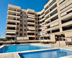 Piscina de Apartament en venda en Canet d'En Berenguer amb Aire condicionat, Terrassa i Moblat