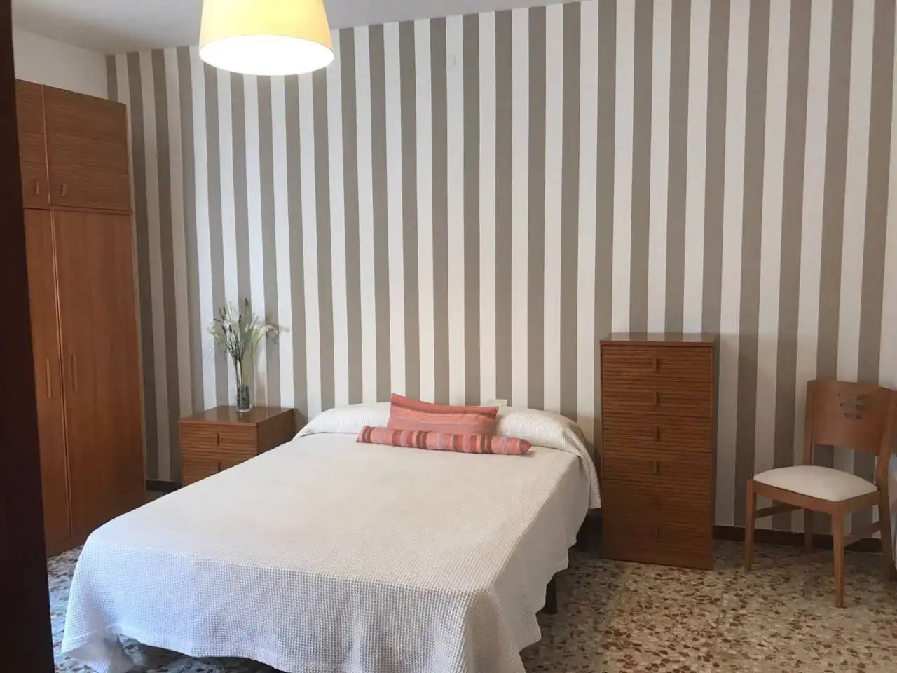 Flat with balcony to rent in Calle Taller del Moro, imagen 17
