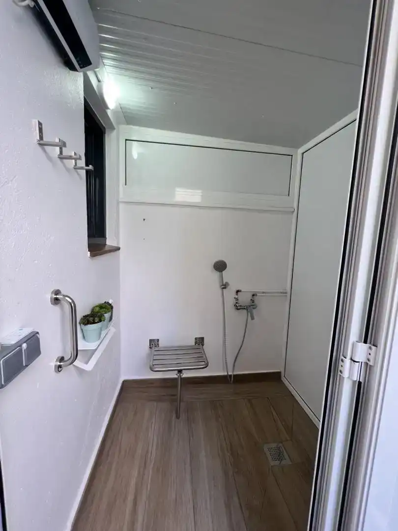 Bany de Casa o xalet en venda en Vilanova i la Geltrú amb Aire condicionat i Balcó