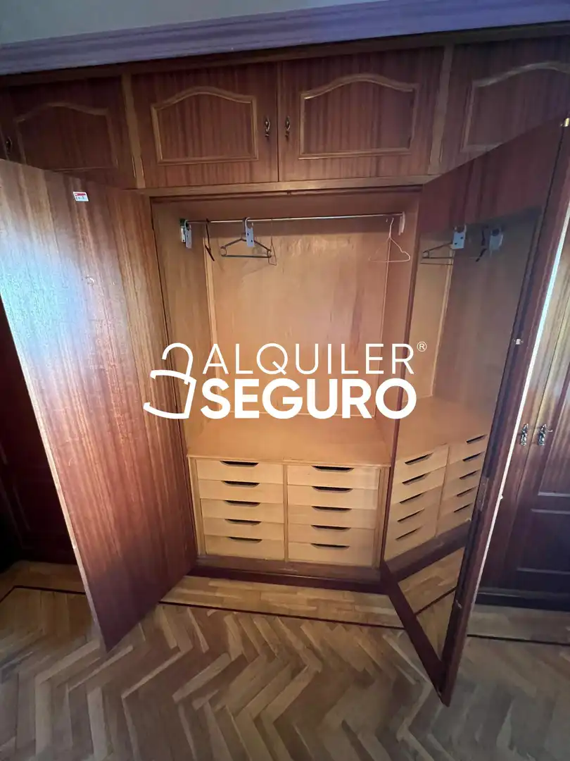 Wohnung zur Miete in Madrid mit Klimaanlage, Heizung und Terrasse