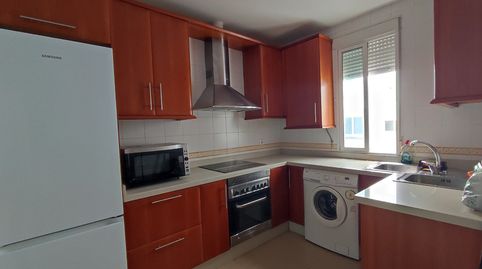 Foto 4 de Piso de alquiler en Calle Los Alderetes, Ciudad Jardín - Zoco, Córdoba Capital
