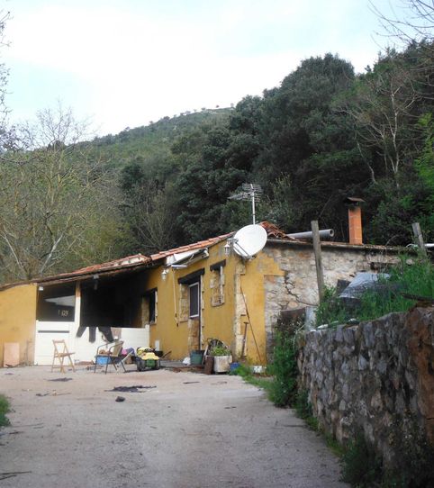 Foto 2 de Casa o xalet en venda a Barrio Castañalera - Socabarga, Anaz - Sobremazas - San Vitores, Medio Cudeyo