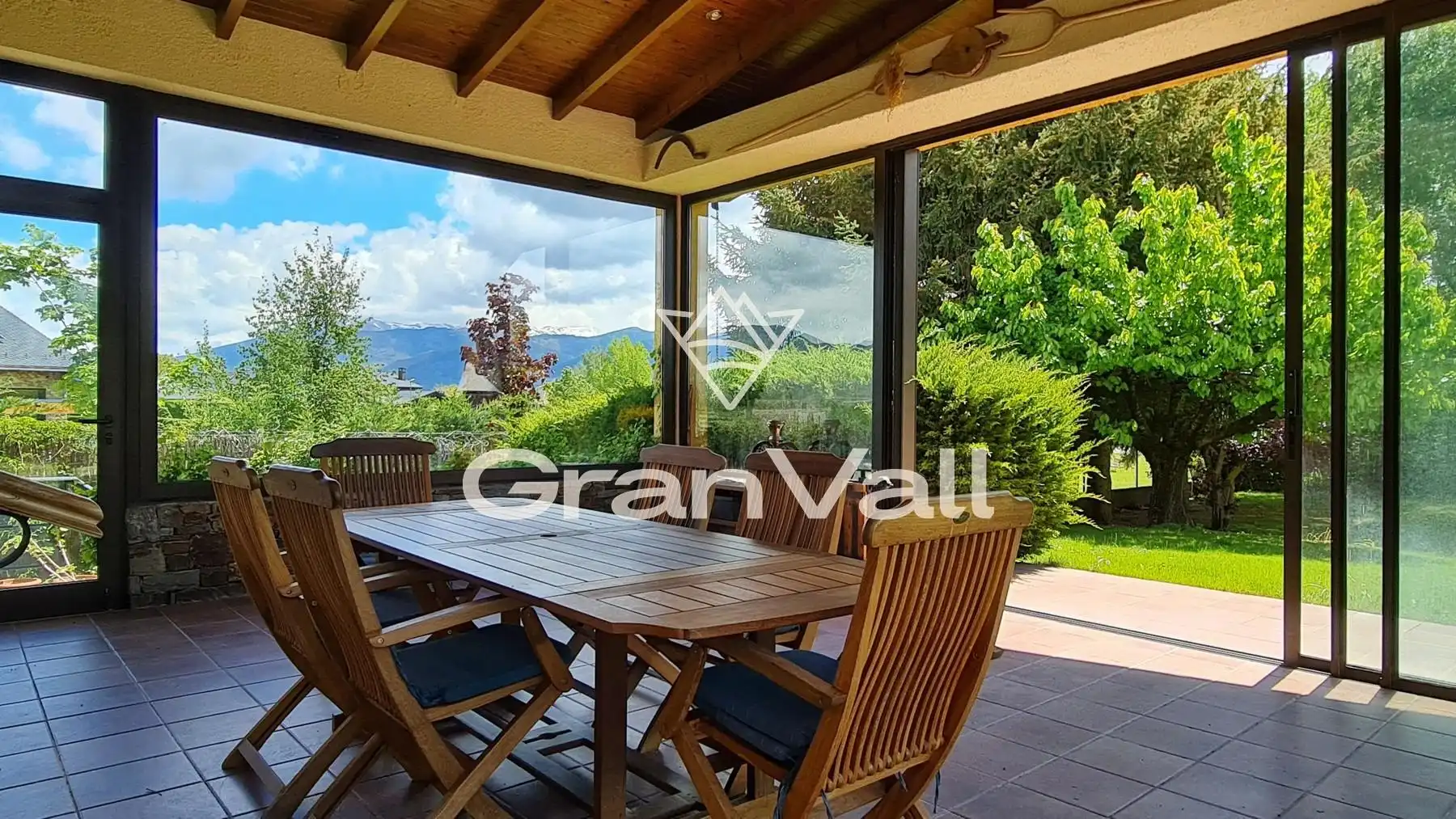 Jardín de Casa o chalet en venta en Puigcerdà con Calefacción, Jardín privado y Terraza
