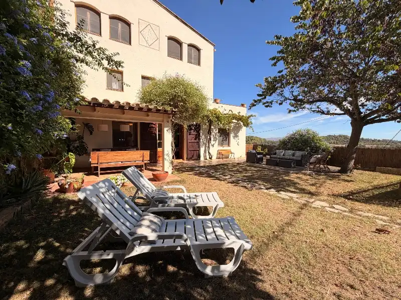 House with pool for sale in Barri Castell d'Empordà