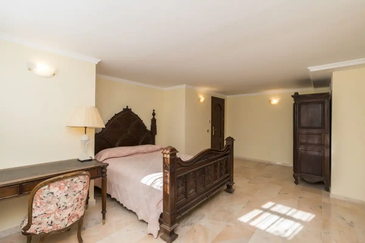 House with pool for sale in Estepona Pueblo, imagen 8