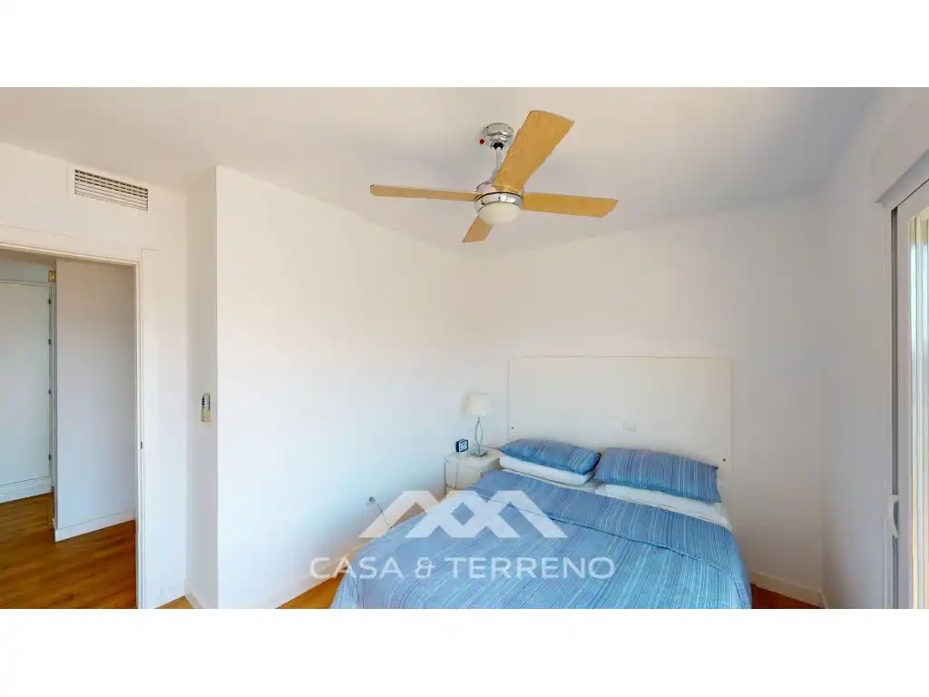 Dormitori de Casa o xalet en venda en Vélez-Málaga amb Aire condicionat, Jardí privat i Terrassa