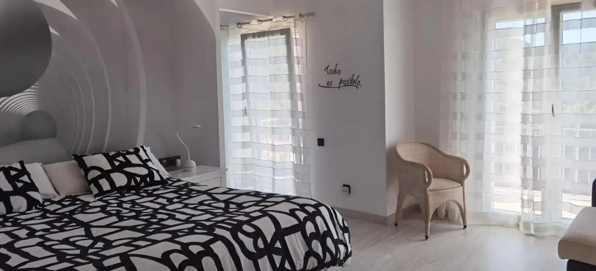 Dormitori de Casa o xalet en venda en Sant Cebrià de Vallalta amb Aire condicionat i Piscina
