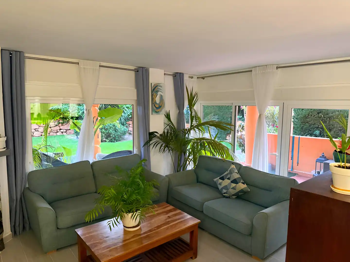 Apartamento con piscina en venta en Calahonda, imagen 14