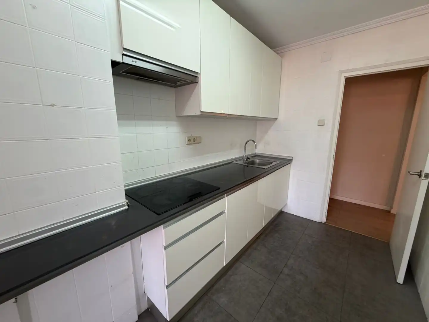 Kitchen of Flat for rent in Lleida  with Heating, Parquet flooring and Furnished