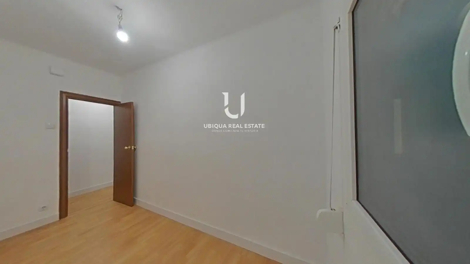 Flat for sale in L'Hospitalet de Llobregat  with Parquet flooring and Oven