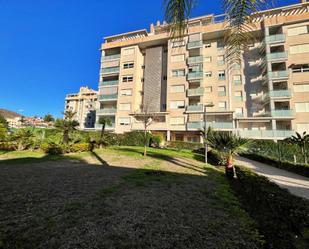 Vista exterior de Planta baixa en venda en Rincón de la Victoria amb Aire condicionat, Calefacció i Jardí privat