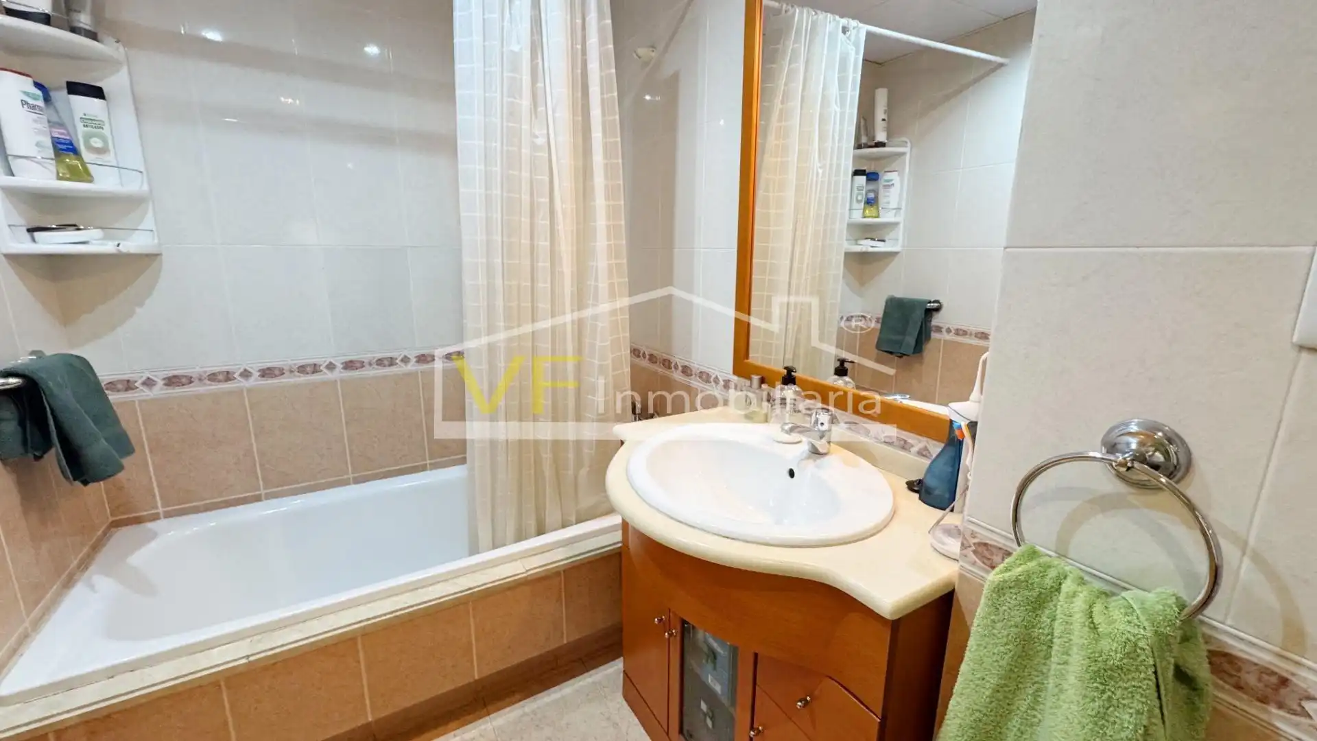 Habitación de Piso en venta en Málaga con Aire acondicionado, Jardín privado y Terraza