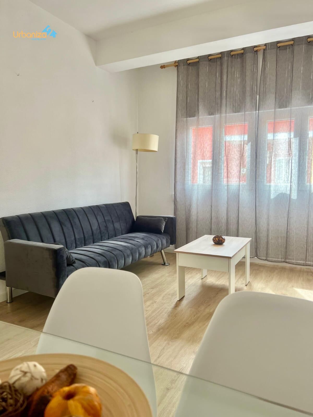 Sala d'estar de Pis en venda en Badajoz Capital amb Calefacció, Terrassa i Balcó