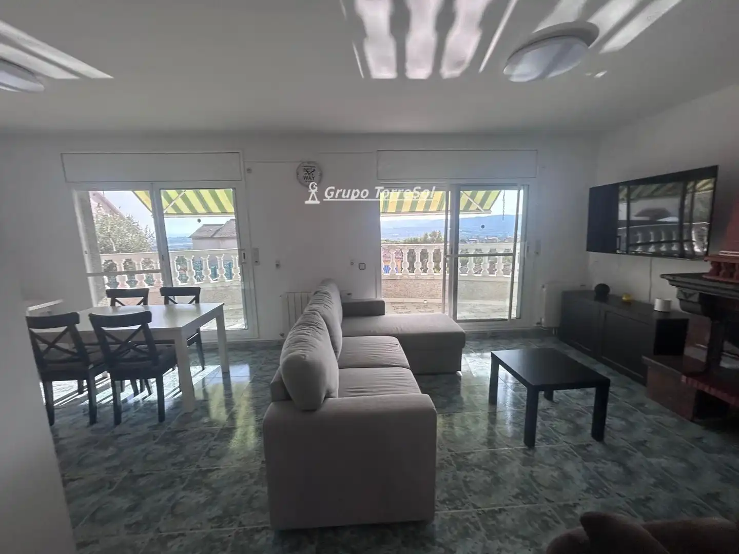 Sala de estar de Casa o chalet en venta en El Vendrell con Calefacción, Terraza y Trastero