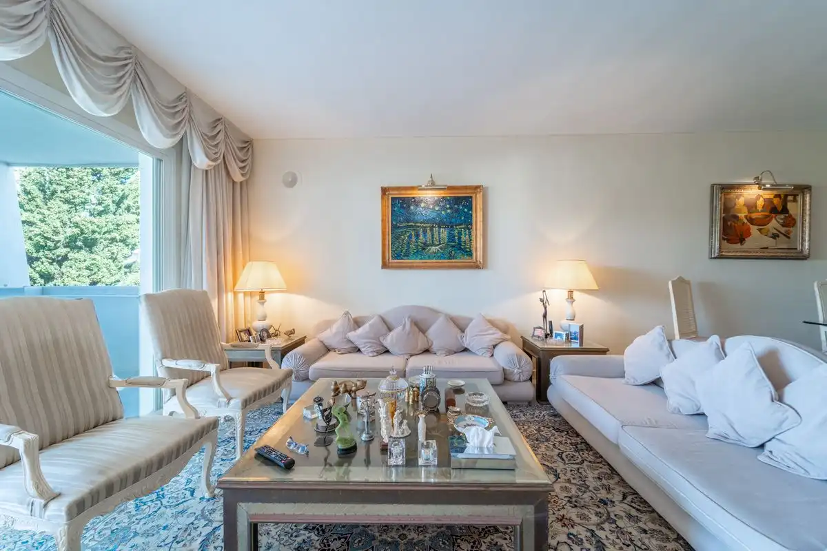 Living room of Flat for sale in Marbella  with Air Conditioner, Heating and Private garden